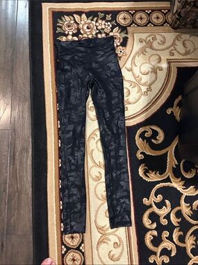 Small SPANX Black Camouflage High-Waist Leggings